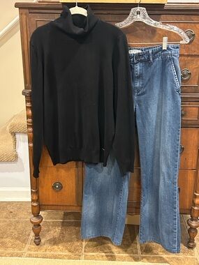 Classic Calvin Klein Black Turtleneck Sweater Women’s Large